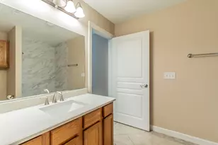 804 Beechcraft Ave, Grand Prairie, TX 75051 - Photo 15