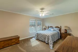 804 Beechcraft Ave, Grand Prairie, TX 75051 - Photo 17