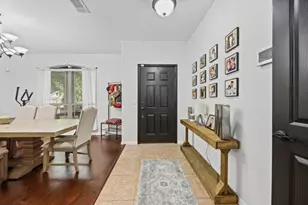 557 Vickie St, Crowley, TX 76036 - Photo 5