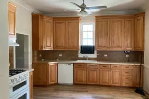 1213 W Market Street W, Honey Grove, TX 75446 - Photo 9