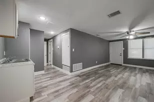 2800 Walker St, Fort Worth, TX 76105 - Photo 9