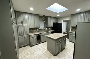 8639 Clover Meadow Dr, Dallas, TX 75243 - Photo 13