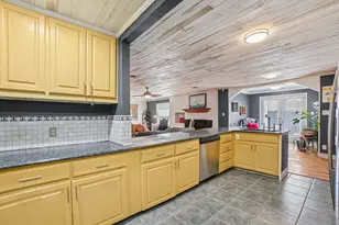 4608 Kelly Elliott Rd, Arlington, TX 76017 - Photo 11