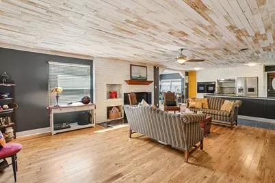 4608 Kelly Elliott Road, Arlington, TX 76017 - Photo 7