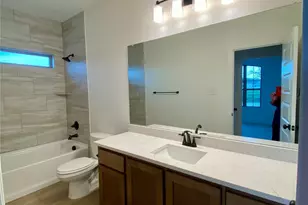 310 Devonshire Dr, Greenville, TX 75401 - Photo 5