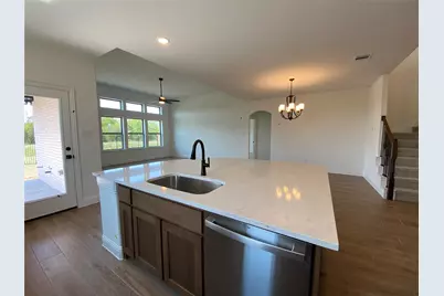 310 Devonshire Drive, Greenville, TX 75401 - Photo 11