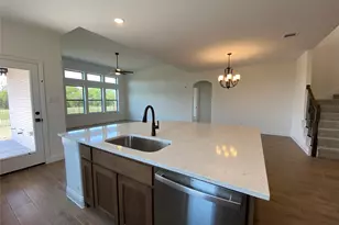 310 Devonshire Dr, Greenville, TX 75401 - Photo 11