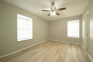 1717 N Locust St, Denton, TX 76201 - Photo 7