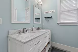 222 S Edgefield Ave, Dallas, TX 75208 - Photo 15