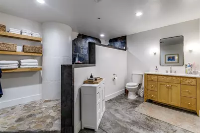 1122 Jackson Street #302, Dallas, TX 75202 - Photo 11