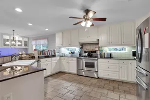 206 Clements Rd, Whitesboro, TX 76273 - Photo 9