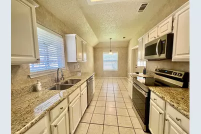 4913 Portrait Lane, Plano, TX 75024 - Photo 9