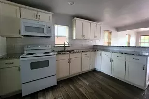 5233 Wellesley Ave, Fort Worth, TX 76107 - Photo 11