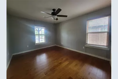 5233 Wellesley Avenue, Fort Worth, TX 76107 - Photo 17