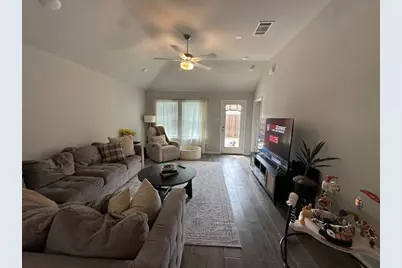 14032 Earlham Street, Pilot Point, TX 76258 - Photo 11