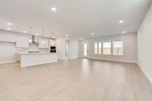 849 Blue Fescue Rd, Fort Worth, TX 76247 - Photo 9