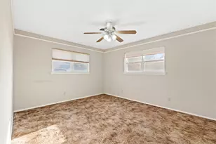 913 N Main St, Springtown, TX 76082 - Photo 19