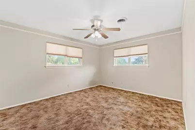 913 N Main Street, Springtown, TX 76082 - Photo 25