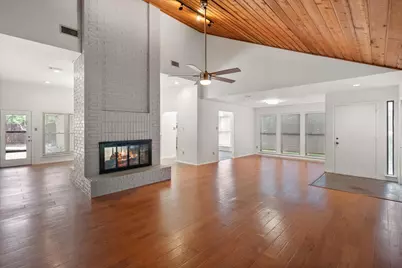 1036 Clinton Street, Carrollton, TX 75007 - Photo 5