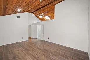 1036 Clinton St, Carrollton, TX 75007 - Photo 27