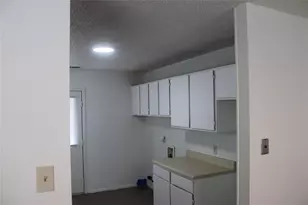 1404 Chapelwood Dr, Waco, TX 76712 - Photo 5