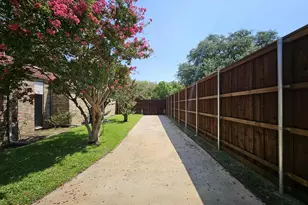 3827 Ashbury Ln, Bedford, TX 76021 - Photo 33