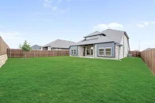 833 Blue Fescue Rd, Fort Worth, TX 76247 - Photo 35