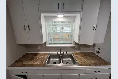 2543 Quinto Drive, Dallas, TX 75227 - Photo 9