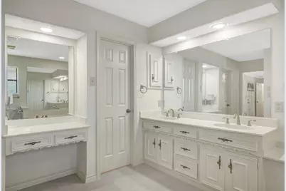 2101 Hunters Ridge, Carrollton, TX 75006 - Photo 19