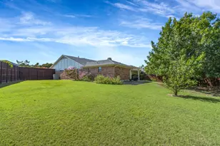 2101 Hunters Ridge, Carrollton, TX 75006 - Photo 27