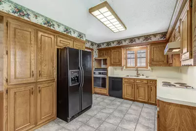 2101 Hunters Ridge, Carrollton, TX 75006 - Photo 11