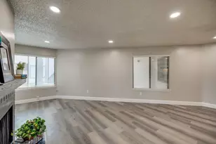 2304 Balsam Dr, Arlington, TX 76006 - Photo 9