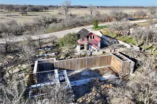 229 W Bluff Ln, Millsap, TX 76066 - Photo 13