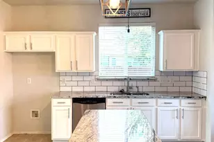 3111 Hudson St, Corinth, TX 76210 - Photo 9