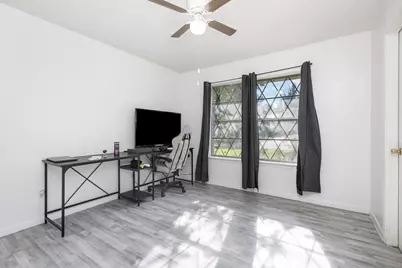 205 Royal Oaks Drive, Greenville, TX 75402 - Photo 9