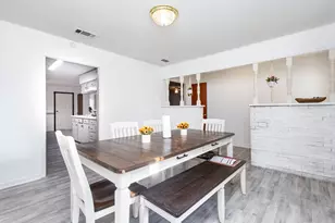 205 Royal Oaks Dr, Greenville, TX 75402 - Photo 5