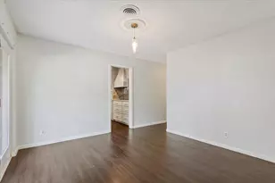 8901 Panther Dr, Woodway, TX 76712 - Photo 11