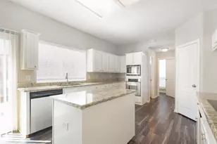 1305 Barclay Dr, Carrollton, TX 75007 - Photo 7