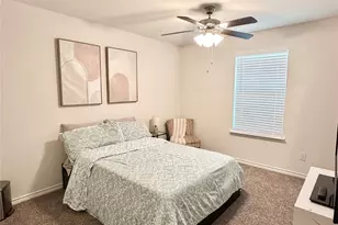 6409 Bon Fire Dr, Garland, TX 75043 - Photo 11