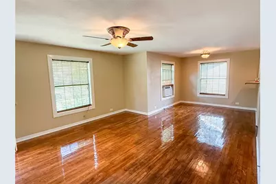 104 Dixon Street, Cleburne, TX 76033 - Photo 9