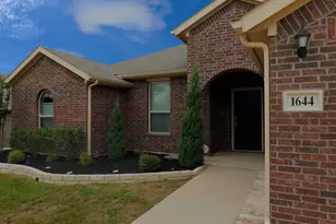 1644 Glade Meadows Dr, Burleson, TX 76058 - Photo 3