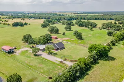 3418 Henderson Drive, Greenville, TX 75402 - Photo 3