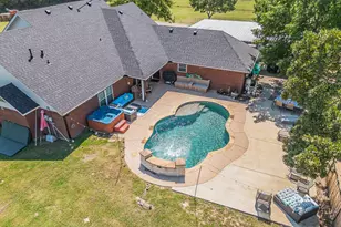 3418 Henderson Dr, Greenville, TX 75402 - Photo 39