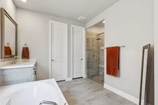 2303 McMullin Dr, Euless, TX 76040 - Photo 15