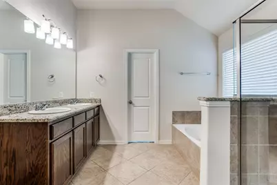 5824 Silverton Avenue, McKinney, TX 75070 - Photo 5