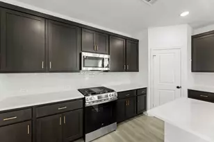 14100 Harden, Pilot Point, TX 76258 - Photo 25