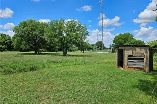 109 Bluebonnet Dr, Paradise, TX 76073 - Photo 11