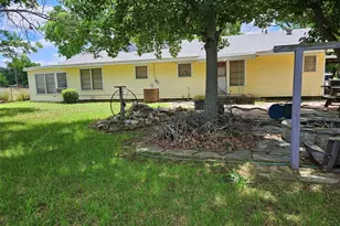 109 Bluebonnet Dr, Paradise, TX 76073 - Photo 5