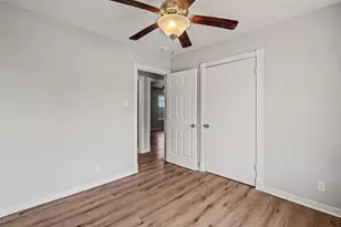 810 S Western Hls Dr, Howe, TX 75459 - Photo 19