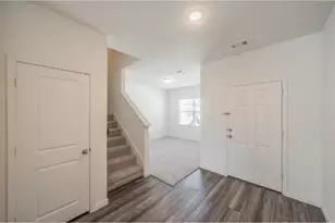 8 Winship Dr, Edgecliff Village, TX 76134 - Photo 11